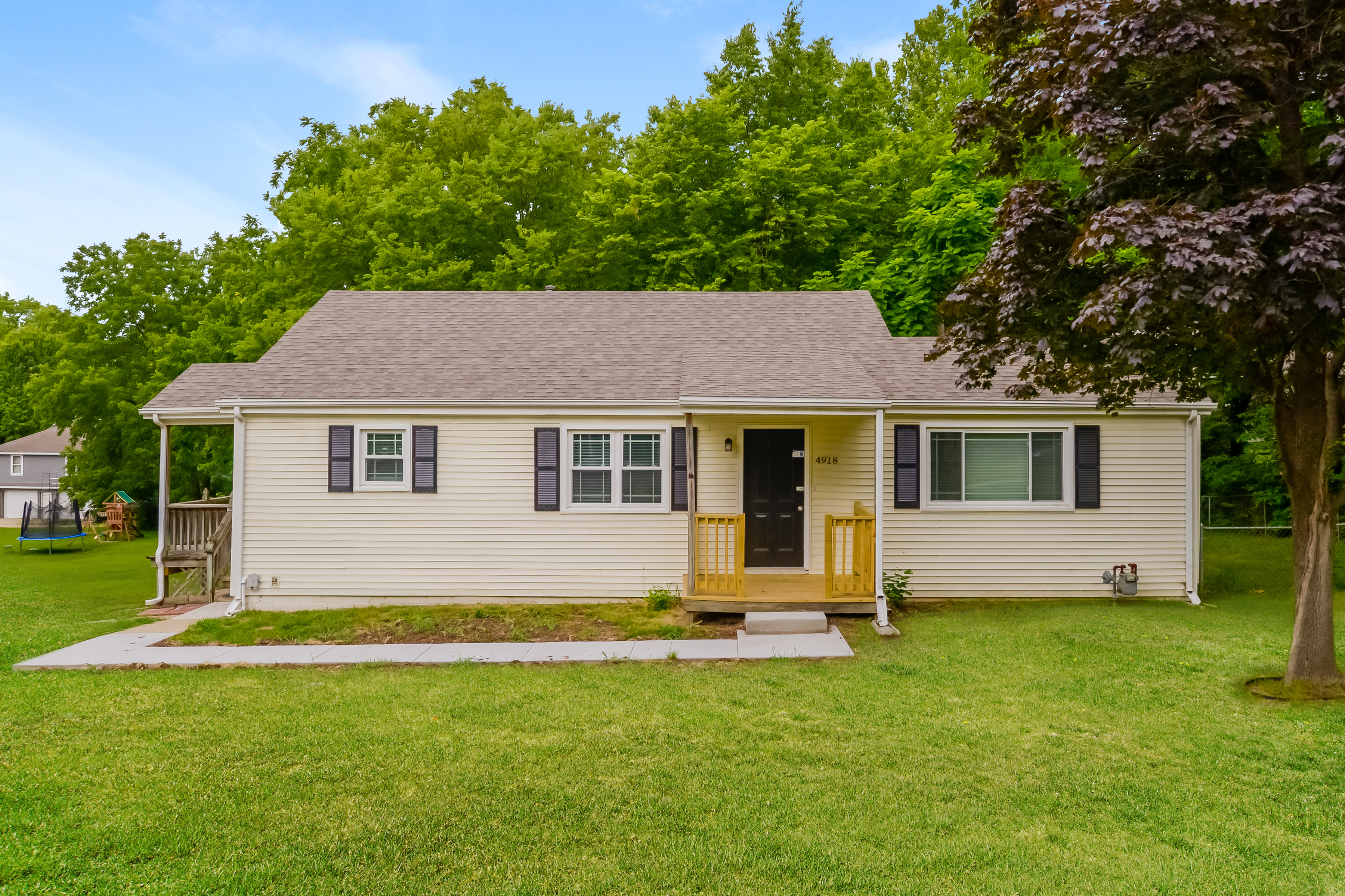 4918 Benson St Merriam, KS 66203